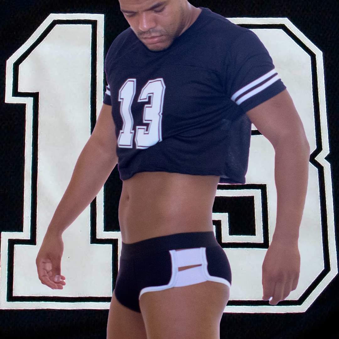 DominationPeru's tweet photo. Nuestro conjunto 13 tiene un toque deportivo y trendy 😎, ¿Quisieras probarlo? ¡Ya sabes dónde encontrarnos! 😳 https://t.co/H6CtUtMH7w