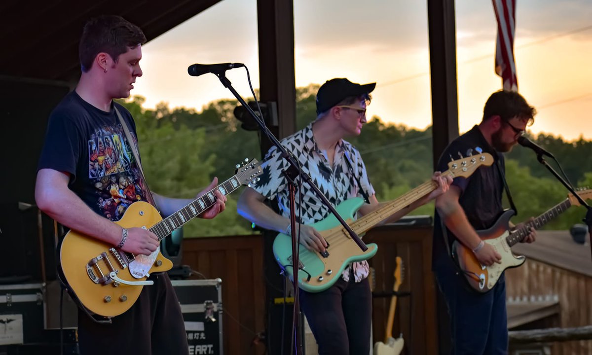 SBCtheCellar's tweet image. We have an awesome jam-packed week ahead of us at The Cellar! We've got some stellar talent lined up for you, #Springfield! 

Here's a sneak peek of #music coming your way! Check out our Facebook or website:
thecellar.springfieldbrewingco.com/the-cellar-eve… 

#livemusicliveshere