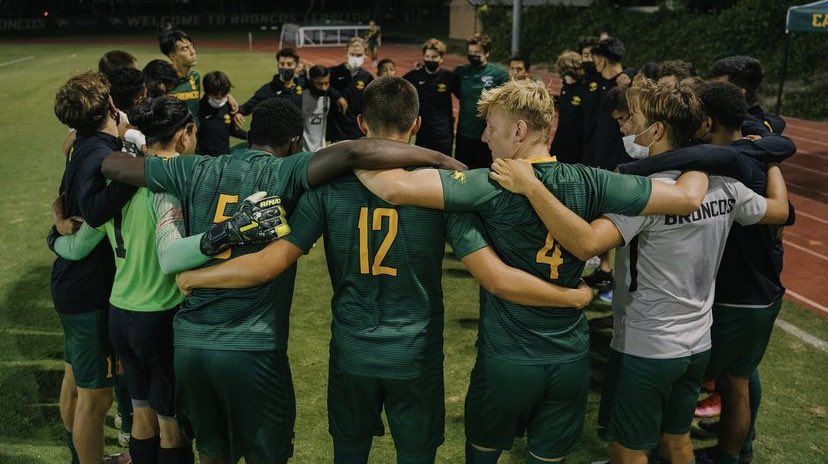 cppmsoccer's tweet photo. For the next two weeks, we will be participating in the #BroncoLaunchPad to fundraise for the team! All money raised will directly help our student athletes continue to be champions on the field and in the classroom. Click the link in our bio to donate! #LeaveYourLegacy https://t.co/XNmVI4Tt77