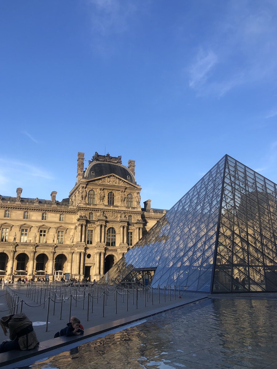 laiabaranera's tweet photo. Eternamente enamorada de esta ciudad 🤍 Paris je t’aime https://t.co/SXbTlyanp5