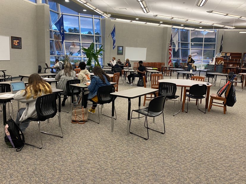 Bengals starting Monday off right! Making academics a priority