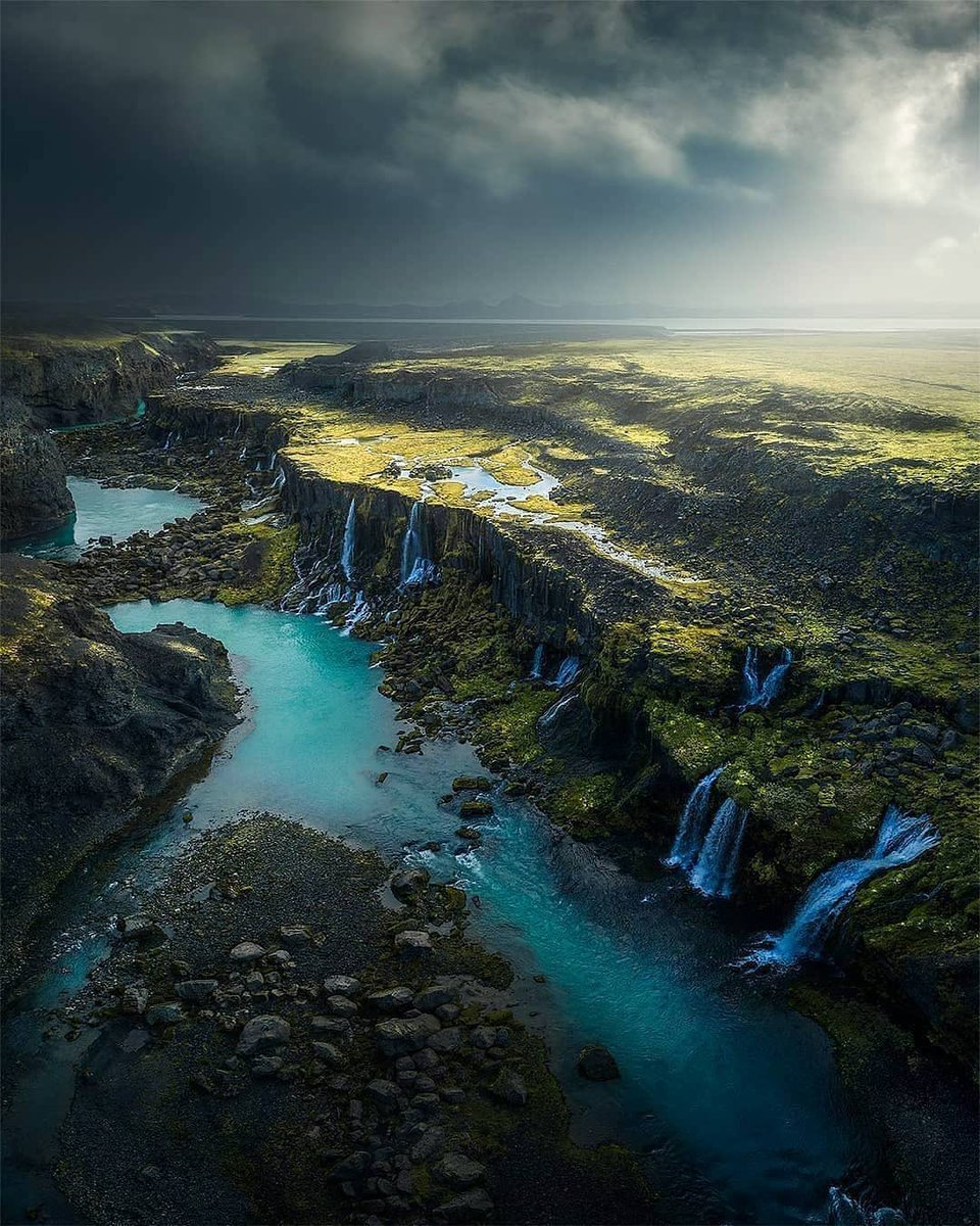 arnark's tweet image. Icelandic moods 🌦