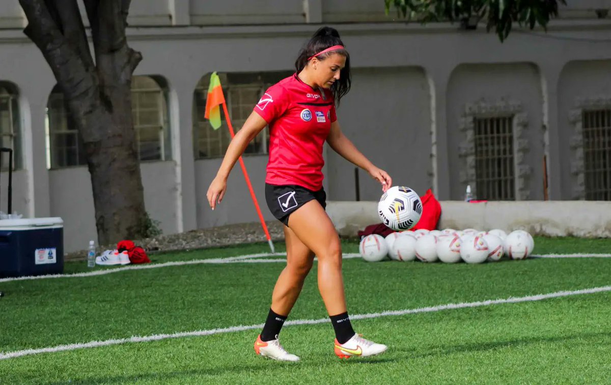 mindeporte_ve's tweet photo. De cara a la doble fecha ante la selección de Ecuador ⚽ la @femeninofvf ya inició sus entrenamientos 🇻🇪🇻🇪
@mervinmaldonado @nicolasmaduro @vtv_canal8 @deportes_vtt @globovision @liderendeportes @meridianoonline @noticierovenevision @deportivasvv
#futbol #futbolfemenino #mppjd https://t.co/cgmuWnJV4H
