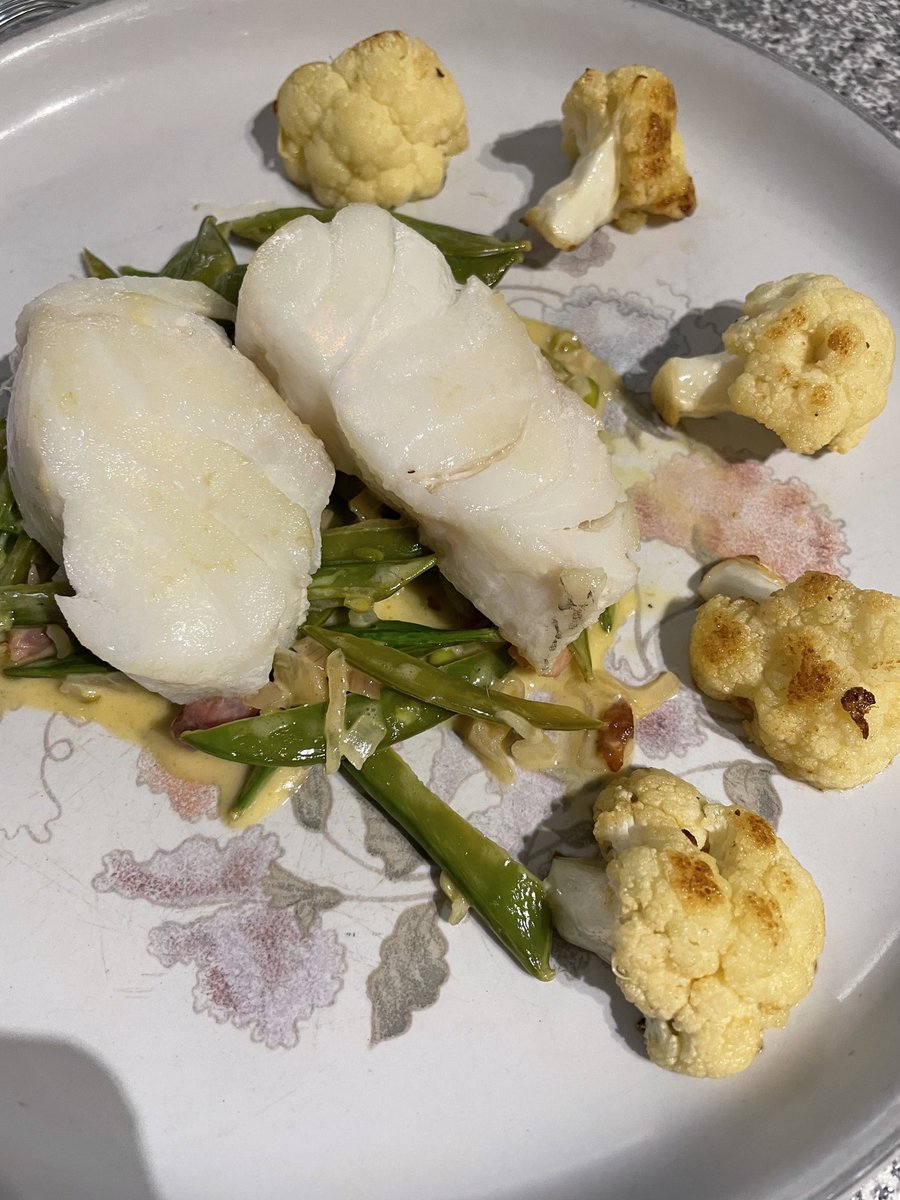 ⁦<a href="/BoothsCountry/">Booths Supermarket</a>⁩ just made ⁦<a href="/simon_rogan/">Simon Rogan</a>⁩ cod loin meal - amazing !!!   Thanks !