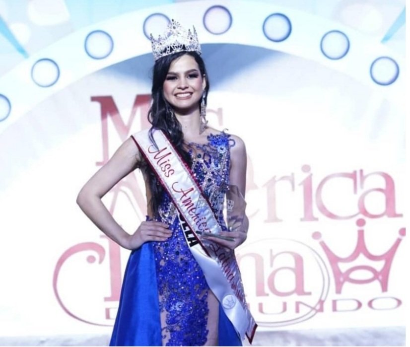 La venezolana Yosdany Navarro es la nueva Miss América Latina del Mundo
El certamen se realizo el pasado 14/Oct en República Dominicana
(Fuente: Últimas Noticias)
Felicitaciones a la nueva Reina
#MissAmericaLatina #BellezaVenezolana #Certamen #14Oct #YosdanyNavarro #EntreEventos