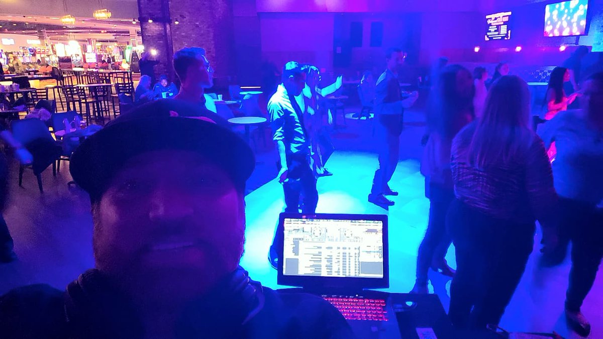 djmichaeljoseph's tweet photo. A few pictures from DJing 1pm to 1am at the rebranding weekend at Hollywood casino at The @HWoodMeadows
#DJ #DJs #DJing #djlife #mixdj #scratchdj #partydj #clubdj #sportsdj #fulltimedj #music #denondj #pioneerdj #virtualdj #controllerdj #digitaldj #Live #33YearsOfDJing https://t.co/4SvLXtxofD