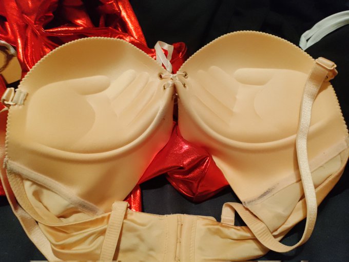 Okay.....  They knew what they were doing when they made this bra.... 🤣🤣🤣🤣🤣  This is some of the weirdest<a href="/tag/customvideo"class="tags"><span>#customvideo</span></a>