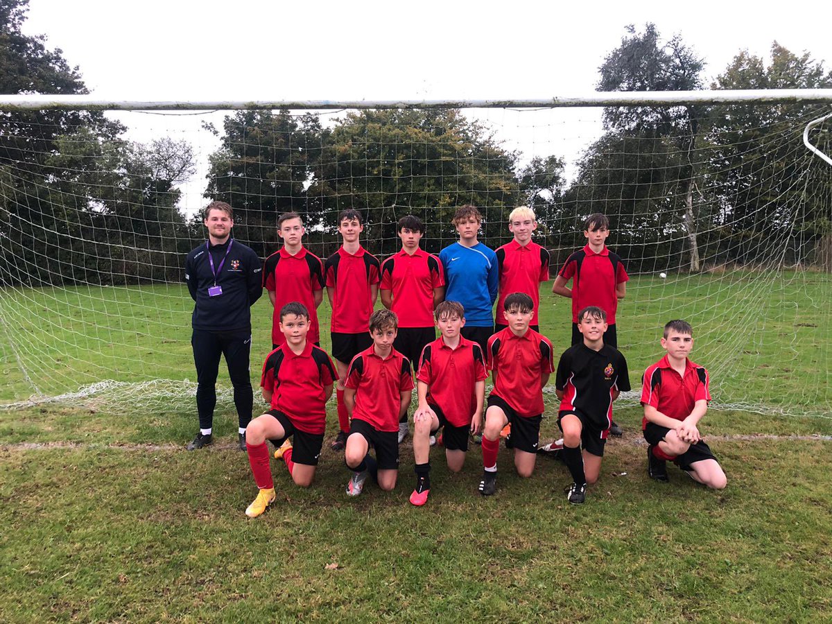 A fantastic effort from the year 9 boys with a narrow 4-3 loss! Player of the game - Rylie M who was awesome! 👍🏻💪🏻🤩⚽️