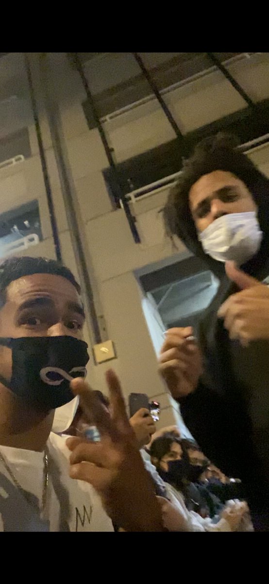 D〽️ac tweet media