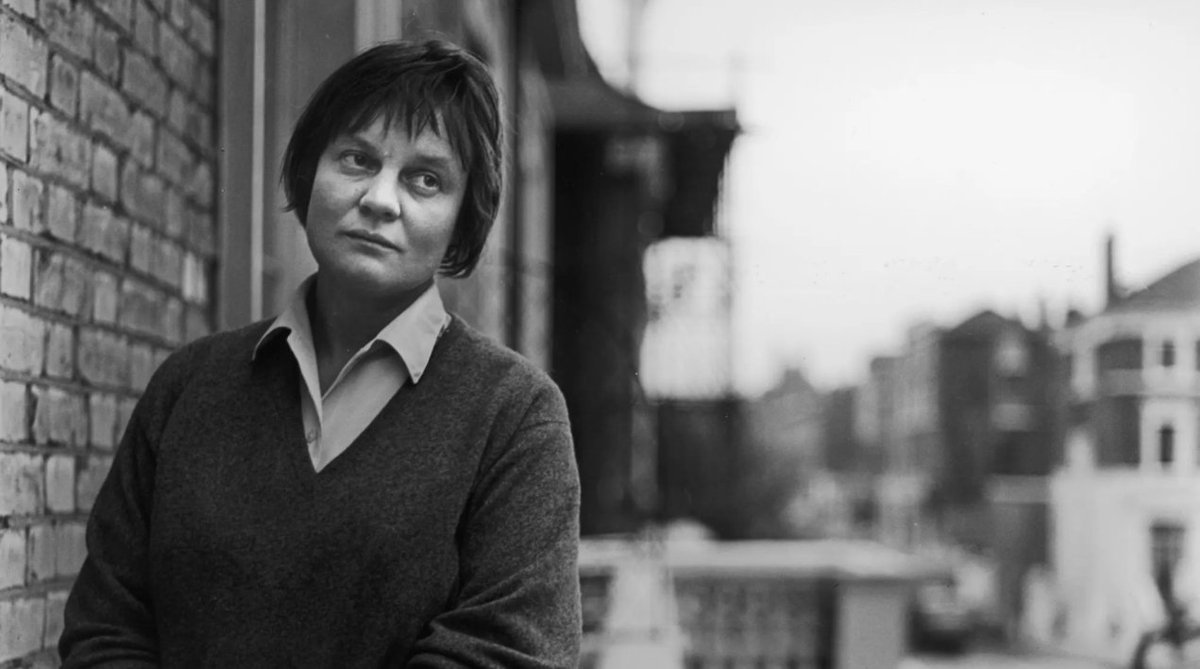 TrinityOxford's tweet photo. Coming up on Thursday: tune in to @BBCInOurTime to hear our Philosophy Fellow Anil Gomes discuss Iris Murdoch's novels and the development of her moral philosophy after WWII:
https://t.co/JfKezYaRY4 https://t.co/sDygR9sGgL