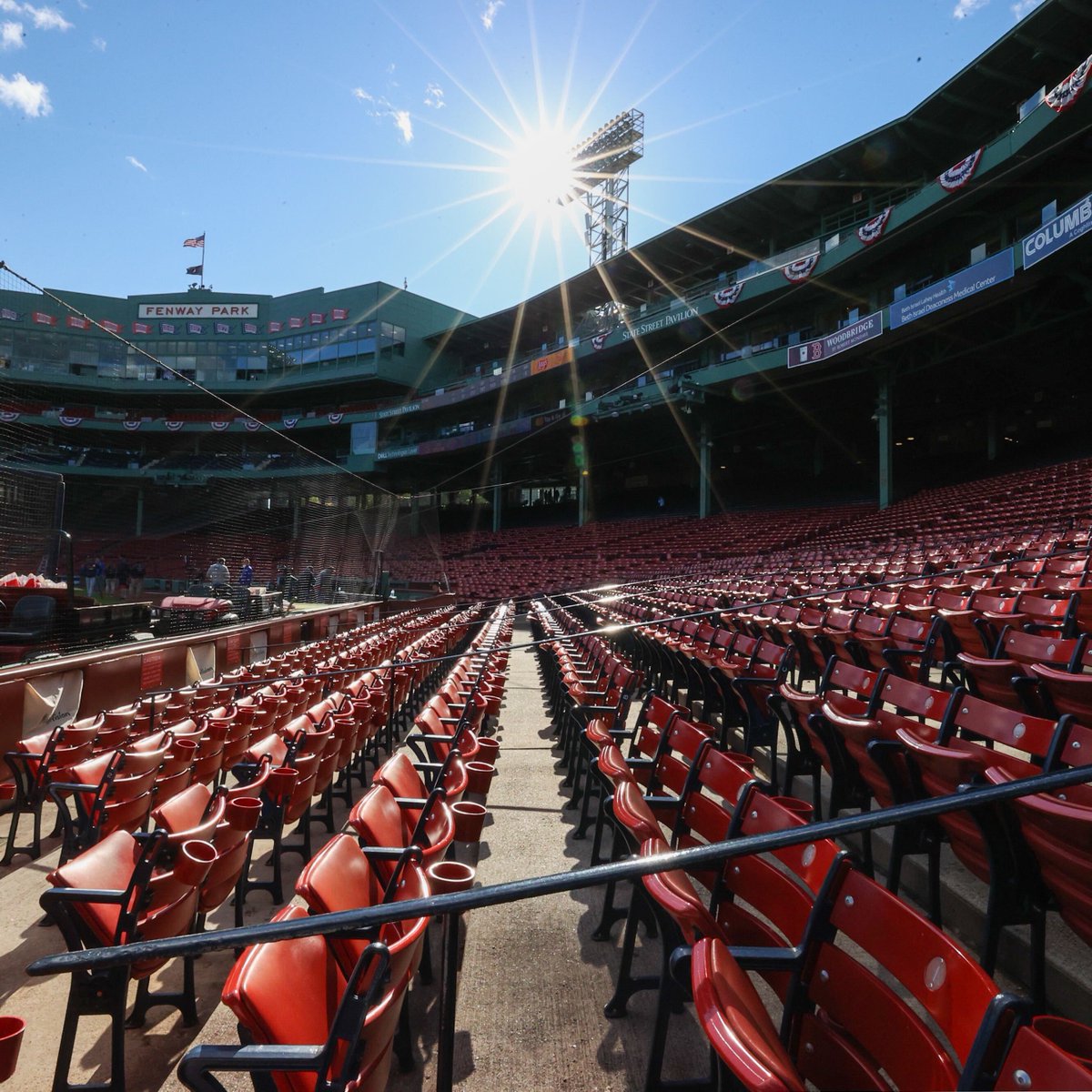 MLB's tweet image. Greetings from Boston. 😍