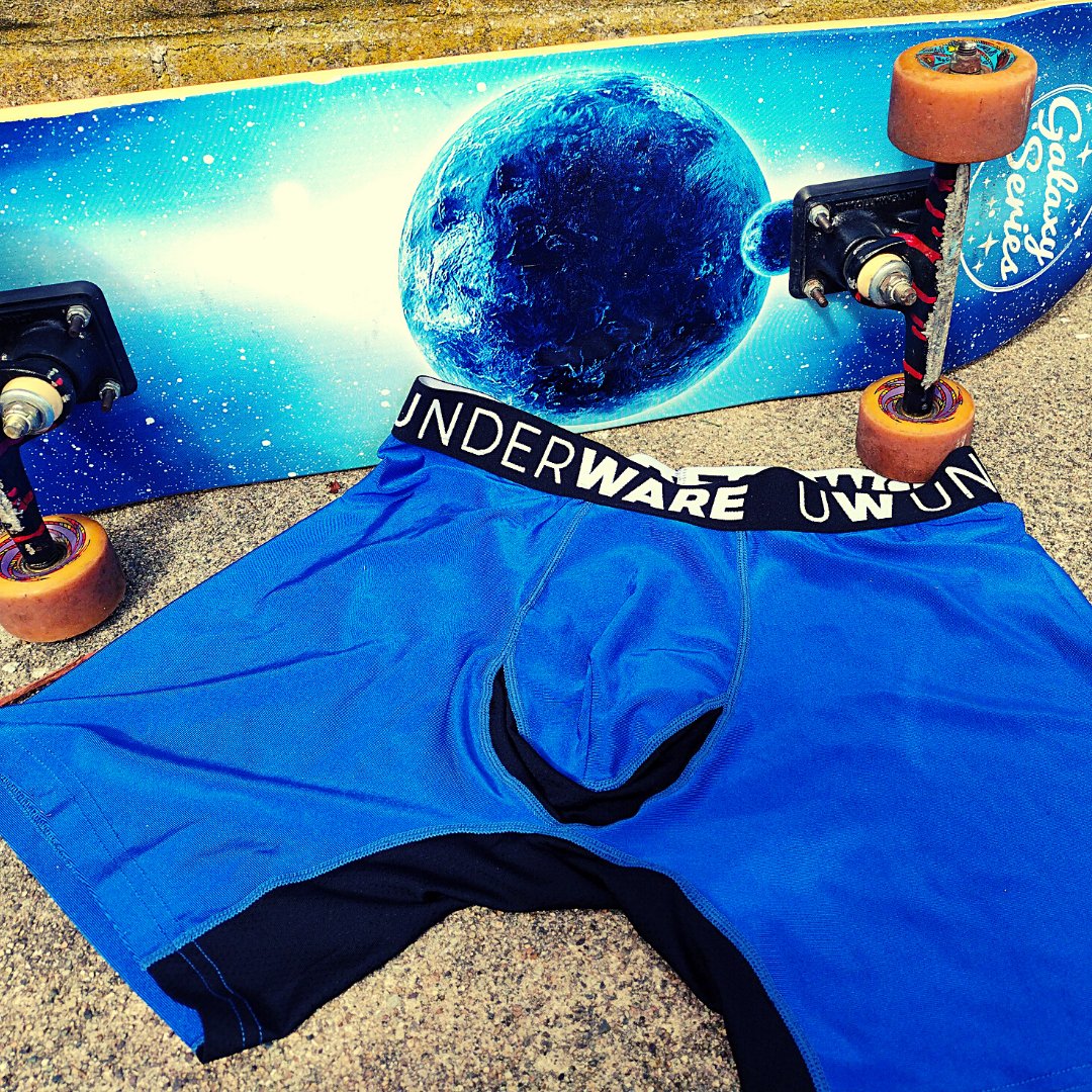 UNDERWAREUSA's tweet photo. Possessed to skate... in masculine comfort!
.
.
.
#oldschoolskateboarding #oldschoolskateboard #skateboard #skateboardingisfun #skateboardlife #orderofman #themanspot #mensfashion #beareded #mensgrooming #barstoolsports https://t.co/tG85urT35E