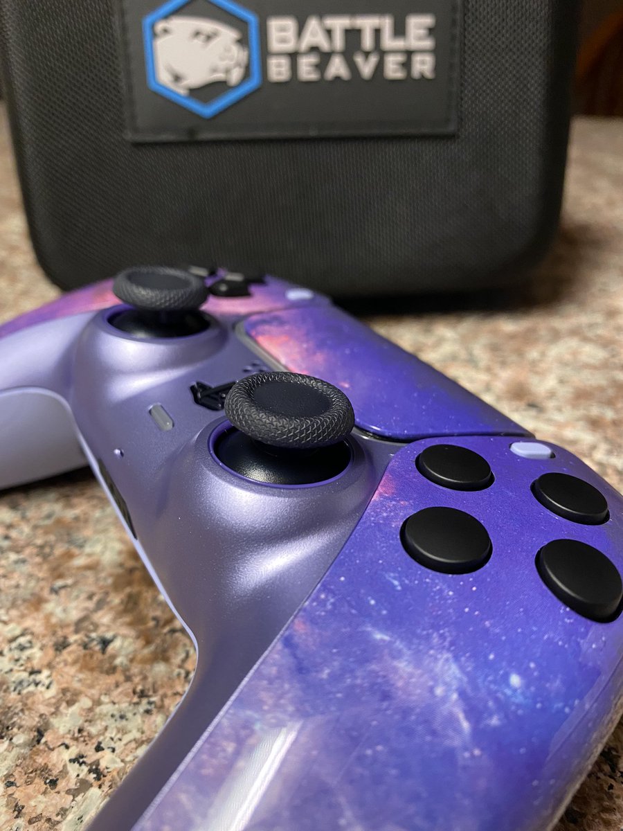 FreeStillGaming's tweet photo. Christmas gift for my daughter! Gonna be tough keeping it under wraps for over 2 months but had to boost it to make sure she could open it on xmas day! Thank you @BattleBeaverC for this beauty! She’s gonna love it! Code mutex @FF_MuTeX https://t.co/k5eyY2hlYb
