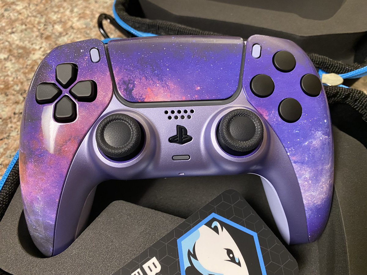 FreeStillGaming's tweet photo. Christmas gift for my daughter! Gonna be tough keeping it under wraps for over 2 months but had to boost it to make sure she could open it on xmas day! Thank you @BattleBeaverC for this beauty! She’s gonna love it! Code mutex @FF_MuTeX https://t.co/k5eyY2hlYb