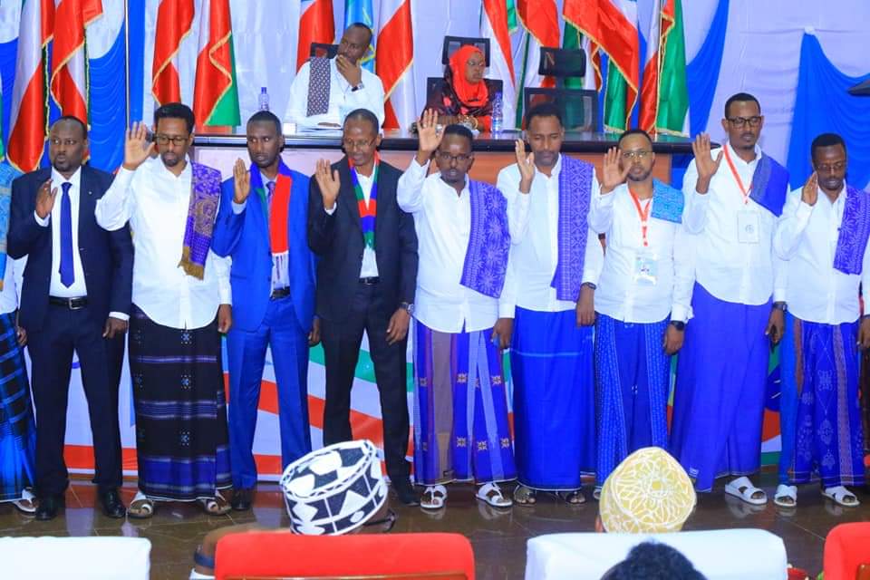 SRS_President's tweet photo. President Mustafa nominated 27 cabinet members and the Parliament approved unanimously. 

Congruentulations to all nominted leaders! https://t.co/6tqFBwzlOt