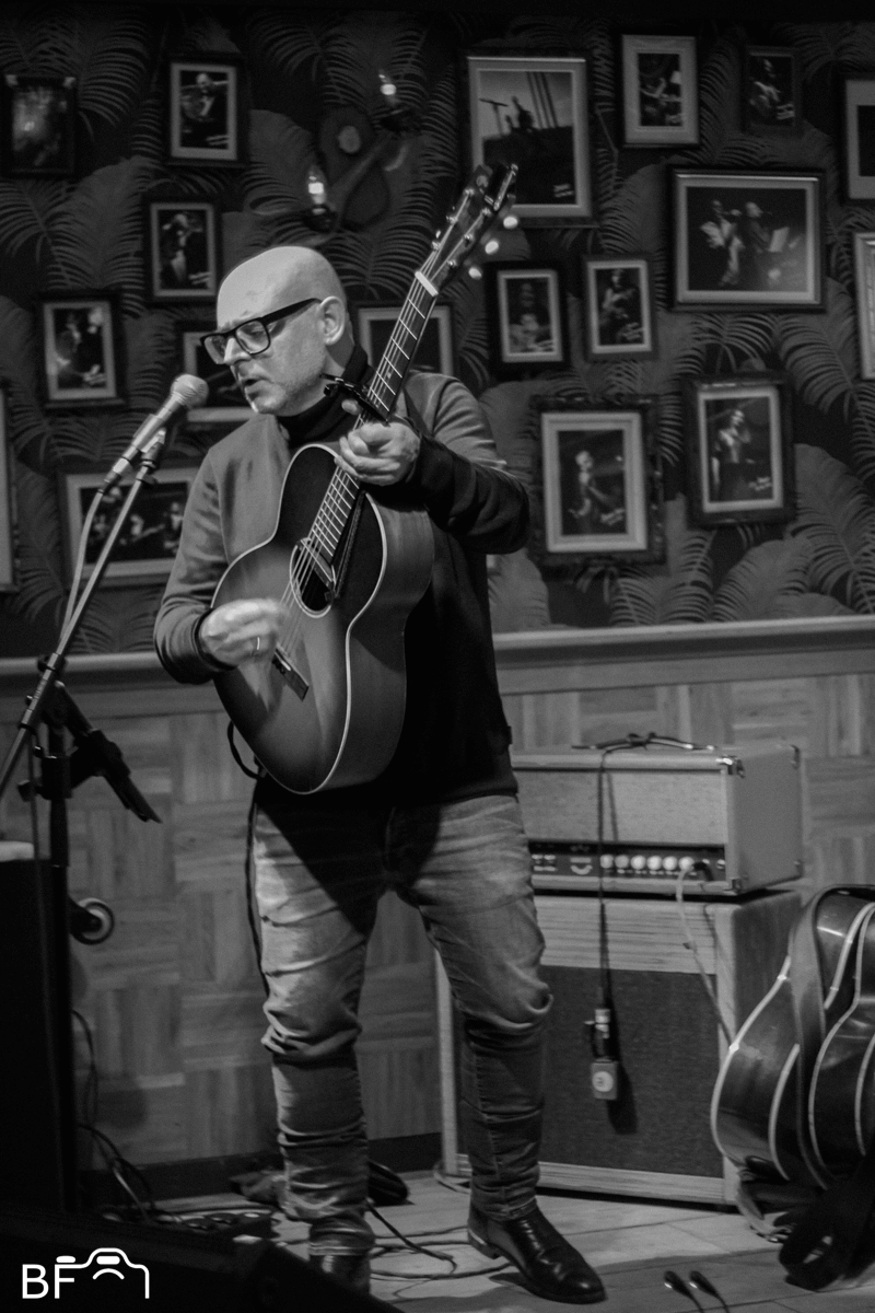 GMarzoMusic's tweet photo. Thank you @De_Living, for a wonderful welcome! Very nice to have spent our Sunday evening with you, your reputation as a warm musical living room is absolutely justifiable. Some nice shots from Robin Bastaens to frame it. #GianniMarzo #TheVessel https://t.co/nCvPbCxx9t