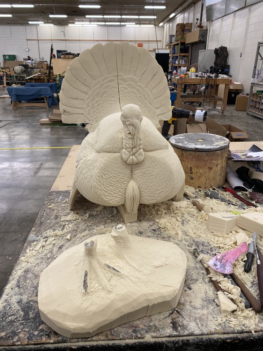 TSIExhibits's tweet image. We are prepping for Thanksgiving! It will be here soon. 

#exhibits #BirdModel