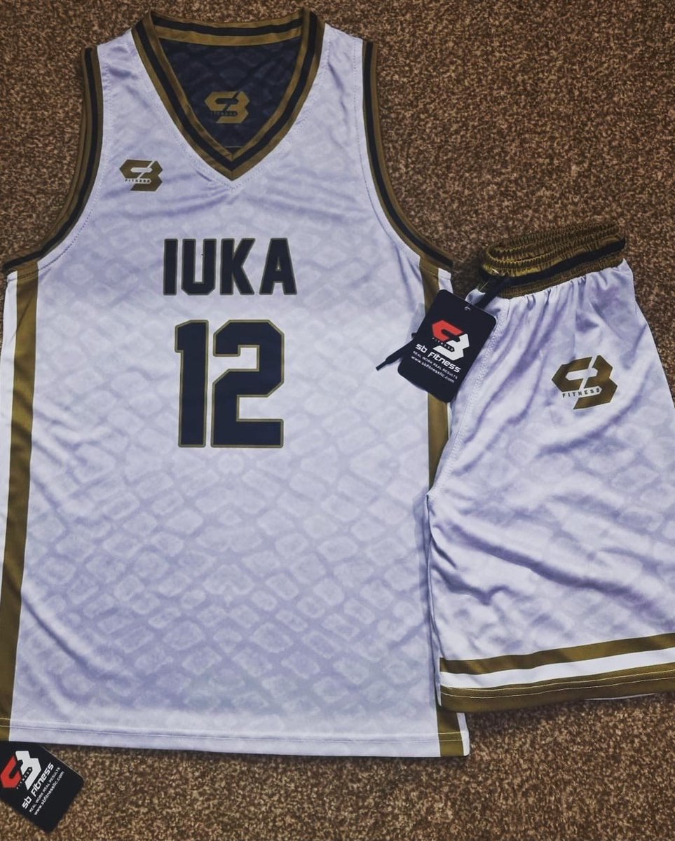 SBFitLLC's tweet photo. Want to thank Coach Keenan Moore from @IMSchiefsnews MBB team for purchasing uniforms with us!Good luck this season! #RealWorkRealResults
#LLTub
🏀⛹🏾 https://t.co/iAkZ14OgvN
