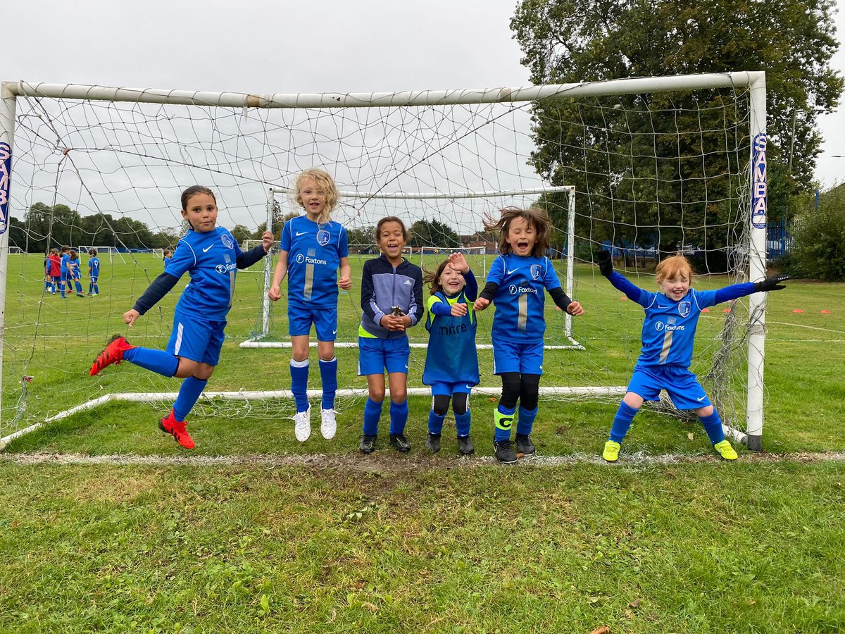 vickyparkrfc's tweet photo. Another busy weekend of matches in the @CapitalGirlsLnd and the Girls Super League. Thank you and well done to all our opponents from the weekend #VPRFC #girlsfootball #thisgirlcan #weplaystrong #victoriapark #eastlondon #london #nikelondon #capitalgirlsleague #girlssuperleague https://t.co/rGtH8HukyQ