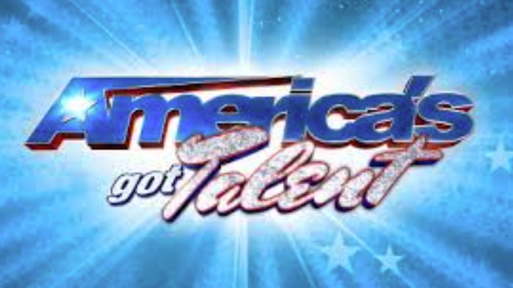 Mediasinfos's tweet photo. Aux #EtatsUnis, l'émission #AmericasGotTalent a été interrompue: Pendant un numéro de cascade, 2 voitures se sont écrasées avec l'artiste spécialisé dans les évasions #JonathanGoodwin coincé entre les deux véhicules. Il reçoit actuellement des soins. https://t.co/A9QFnSCJeD