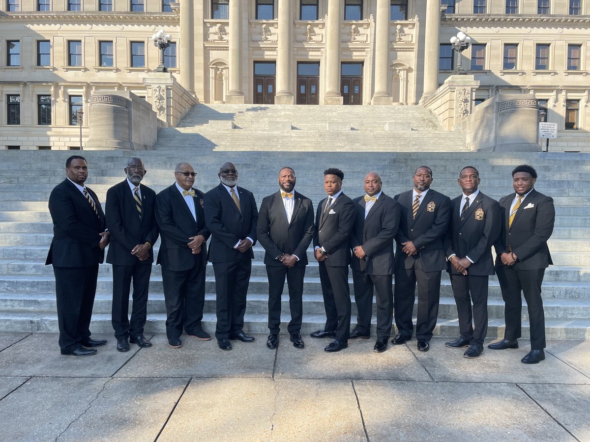 ael1927's tweet photo. Here are your 2021-23 Officers of Alpha Phi Alpha Fraternity, Inc., Alpha Epsilon Lambda Chapter
#JacksonAlphas #ael1927 https://t.co/c8fcHJcscb