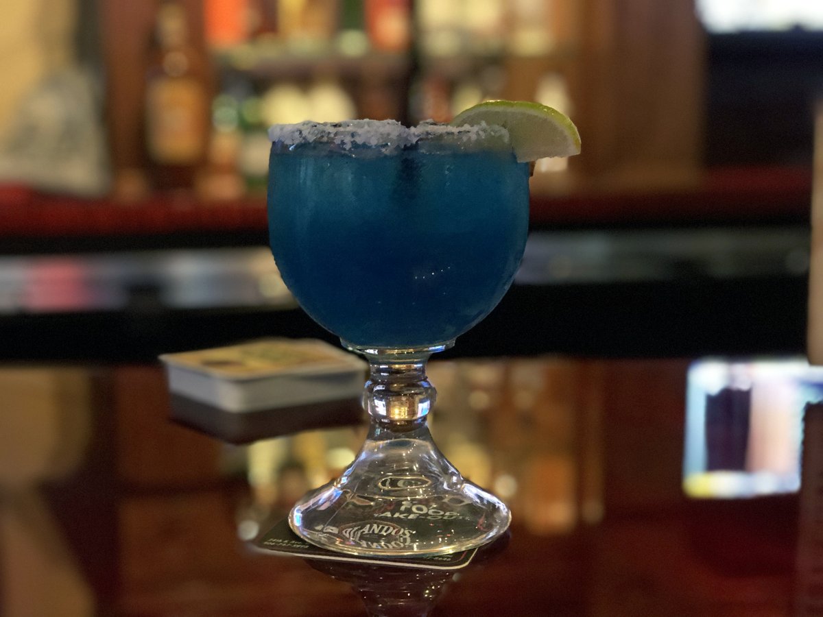 CaprockCafe's tweet photo. Spend #MargaritaMonday with us!
#CaprockCafe #Spicy #GoodEats #Lunch #Delivery #LubbockToGo #ToGo #LubbockRestaurant #LubbockLunch #LubbockDelivery #TakeOut #Foodie https://t.co/KgebeUlIC1