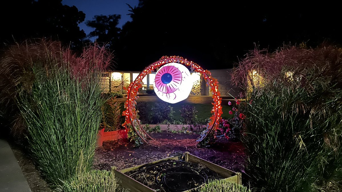The thing you do for #Halloween when you get a new garden arbor/trellis and you’re also a bit of a #Tolkien nerd. 
<a href="/terrasculpture/">TerraSculpture</a> <a href="/TolkienSociety/">Tolkien Society</a> <a href="/JRRTolkien/">J.R.R. Tolkien</a>