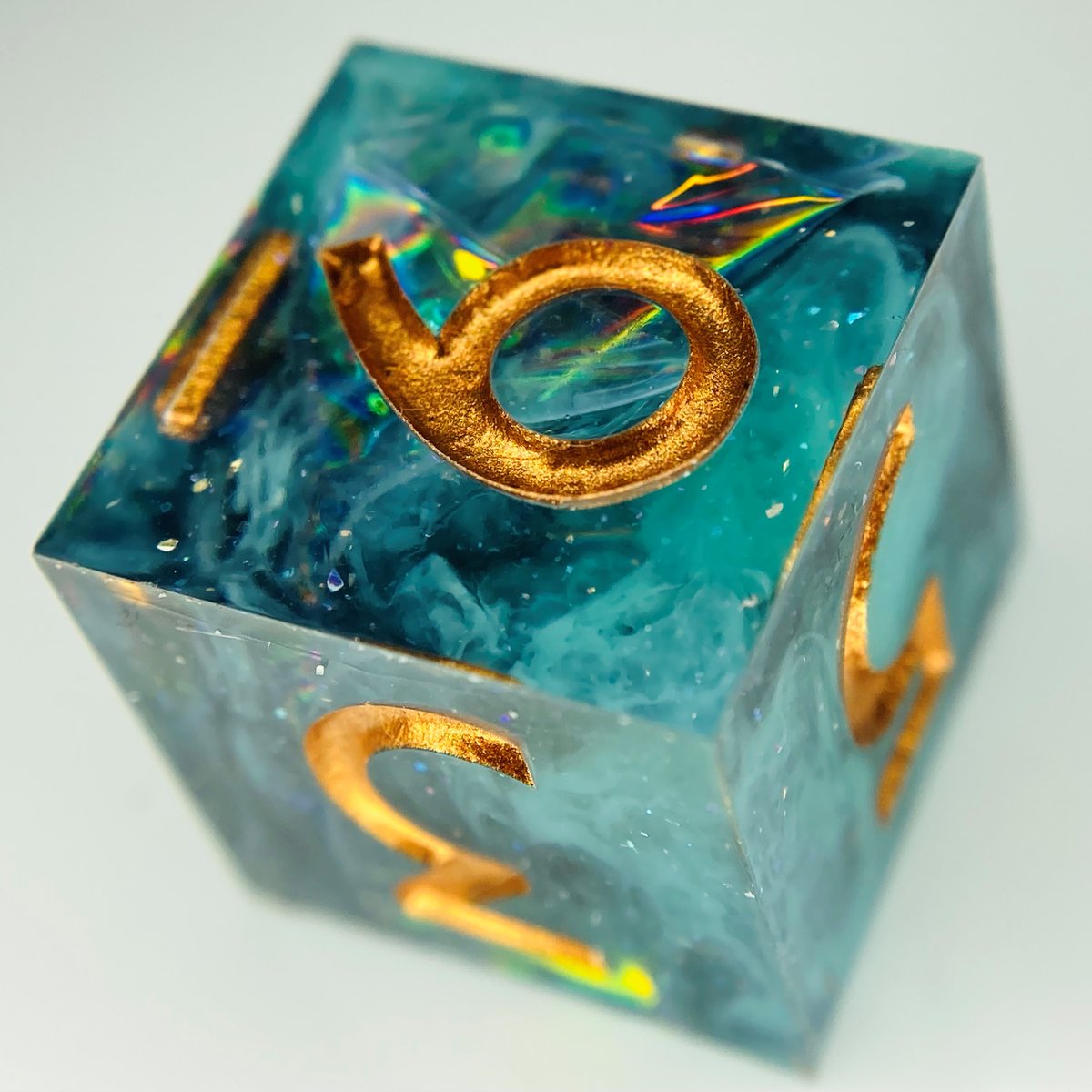 ShadeyDice's tweet photo. We have a few prototype &amp; limited edition dice sets left that are currently 40% off! Cleo, Cursed Depths, Mermaid Tears, &amp; The Locker are all on sale, so check 'em out before they're gone 💜
https://t.co/RlLcZ2c23h

#handmadedice #dice #diceset #ttrpg #criticalrole #DnD #dicesale https://t.co/ic6kP2MMq8