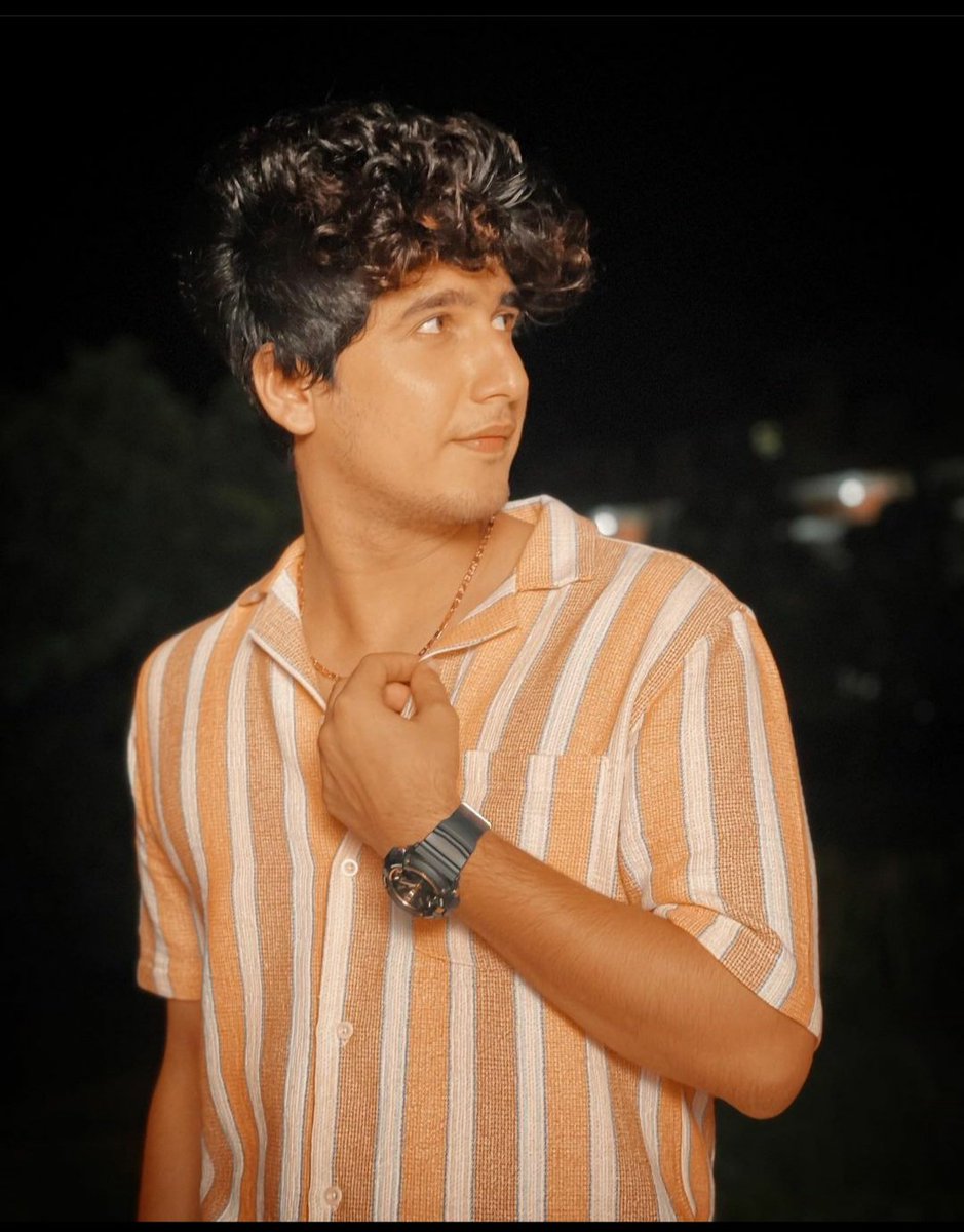 anveshaaman's tweet photo. Owner of our heart♡
#bhavinonsocialcurrency https://t.co/7vQj5Djz4T