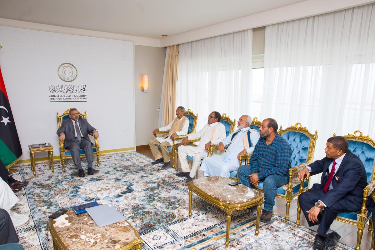 HCS_Libya's tweet photo. التقى رئيس المجلس الأعلى للدولة السيد "خالد المشري،" اليوم الاثنين، رئيسَ المجلس الأعلى لأعيان وحكماء ليبيا السيد "علي جبودة" وعدداً من أعضاء المجلس، في العاصمة طرابلس.

3/1 https://t.co/EOC28B7Dyo