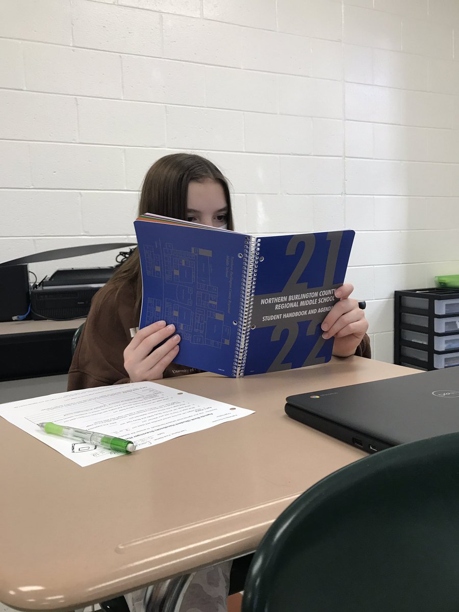 NBMiddleAg's tweet photo. Guess what finally arrived? Our agenda books! Woohoo! We conducted a scavenger hunt for the information in them during #NBPathways https://t.co/vb9mE1fKBT
