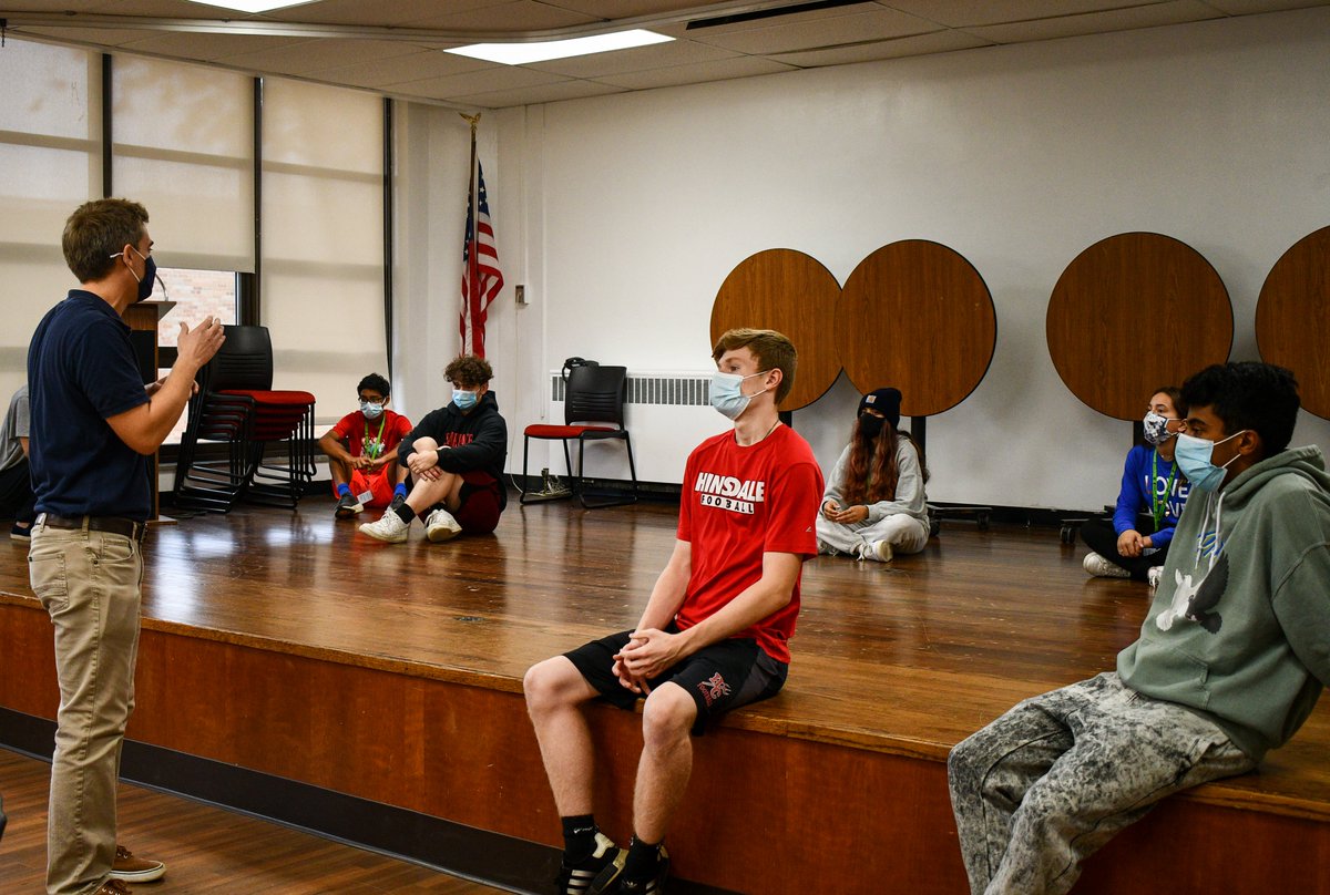HinsdaleD86's tweet photo. The next “Inside the Classroom” video will drop this week and will feature Chris Kostro’s Acting 1 class at @ThisIsHCHS, where a lesson about the importance of observation is helping students see their world &amp; connect with each other in a more meaningful way. #WeAreD86 https://t.co/lpf93kKDQi