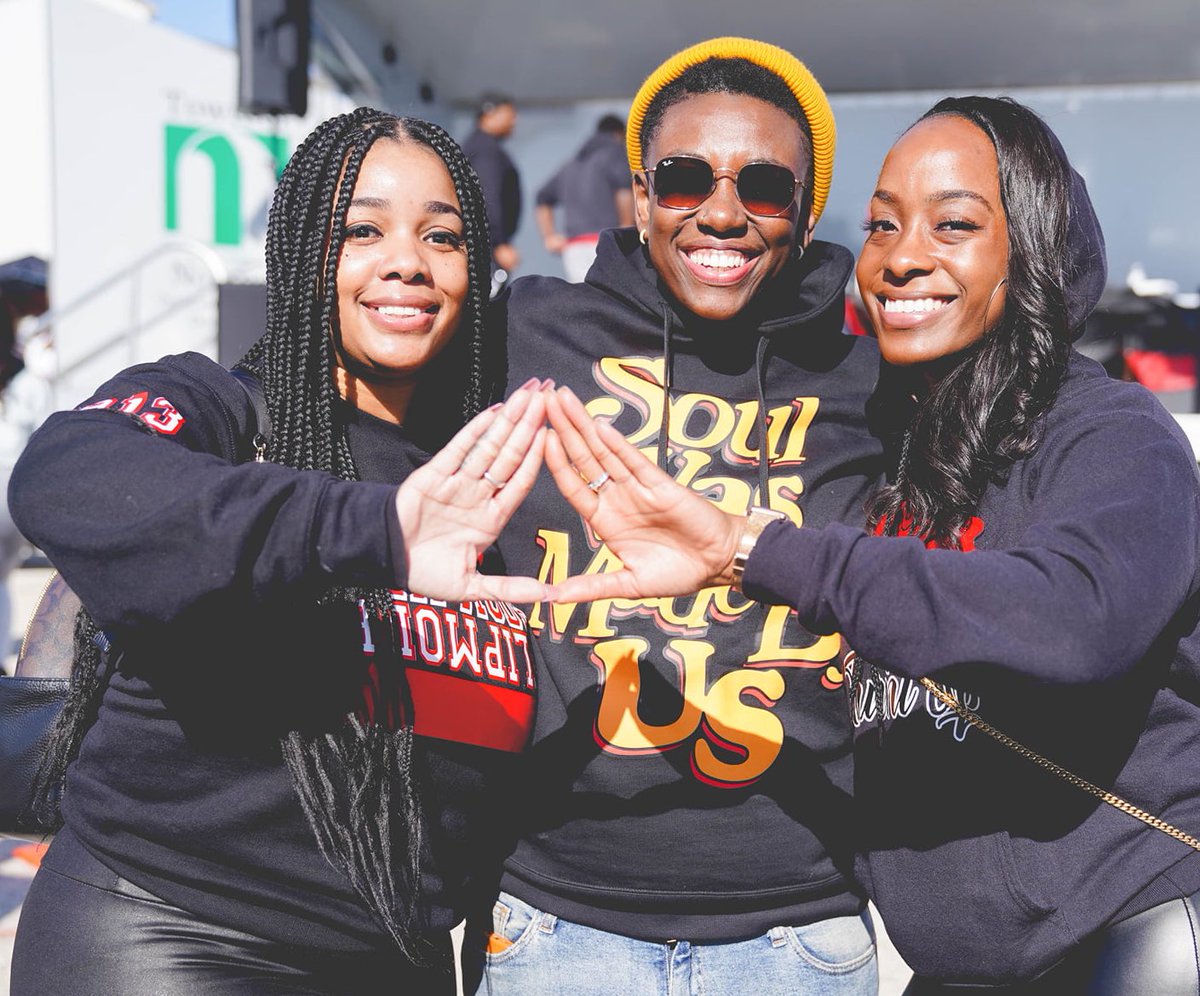 AJonRa's tweet photo. Yo these my dawgs. I be thirsty as hell for Thuggin Theta Delta lol. #isuhomecoming2021 https://t.co/nFpVIetLRW