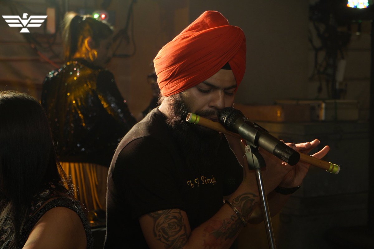eventeagles's tweet photo. DANDI'YO NIGHT 2021 (KOLKATA) 😍

Fusion flute -RAMAN SINGH

MANAGE BY - (EVENTS AND ENTERTAINMENT )

@aeagleevents #Kolkata https://t.co/fwfWMxDiPf