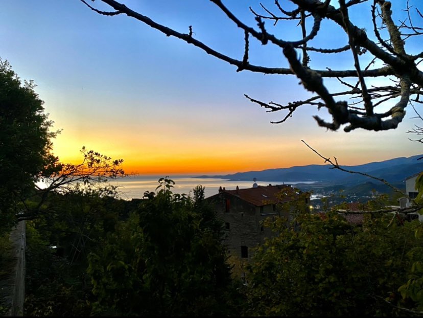 GeronimiJosepha's tweet photo. Da Calcatoghju, a Liscia, Saone sin’à Carghjese. #cinarca https://t.co/DsilkuEUNW