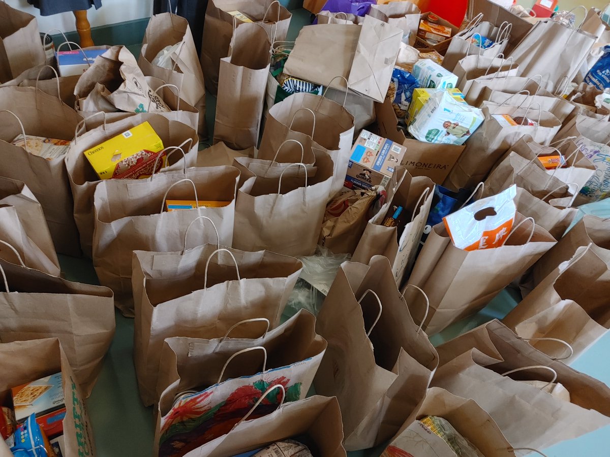 SSVPVI's tweet image. Today’s donation to our food pantry comes from Christ Church Cathedral School, who mustered an impressive assortment of canned and dry goods for World Food Day. Thank you to all the kids, parents, and staff who helped! #yyj #volunteer #svdp