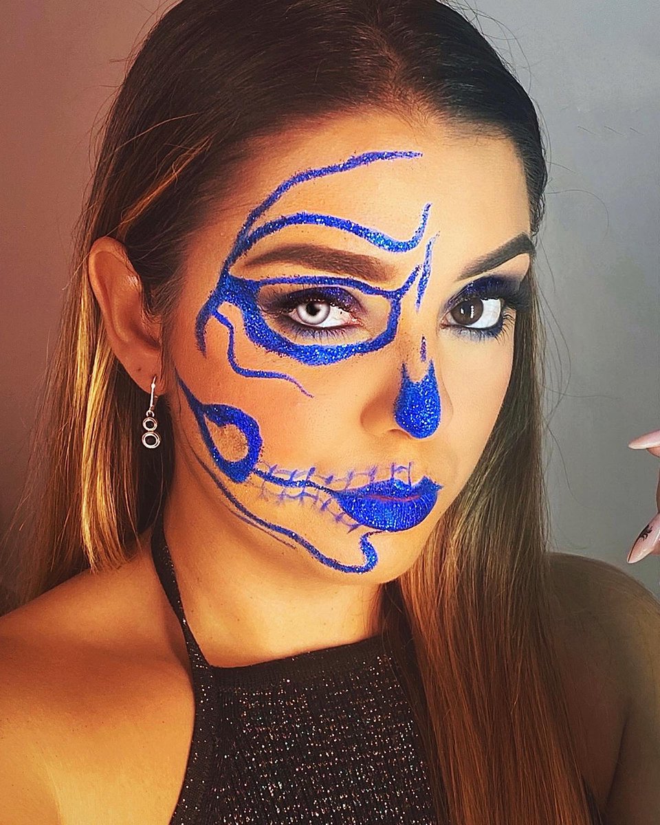 saraydleon's tweet photo. Amo hacer esto☠️. Agradecería que si les gusta compartieran mi trabajo. Gracias de ante mano🥺✨. Instagram: @ maakeupbys https://t.co/Gw6kOXvFxH