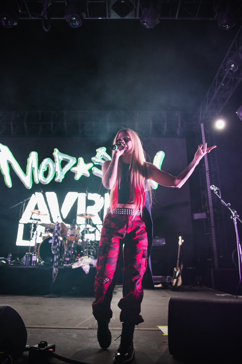 SPIN's tweet image. 🥀EMO NITE LV🥀
PC Meg Blaire for @pollen, @emonitela