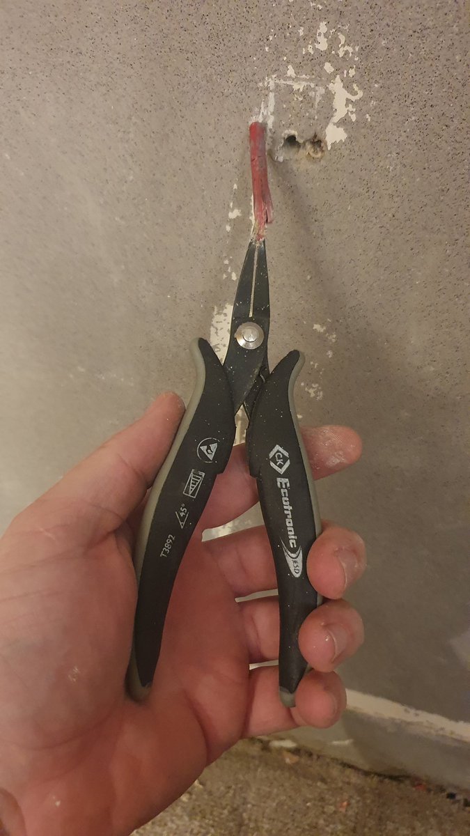 ExMatelotJim's tweet image. Any other electronics engineers use their ESD safe CK snipe nose pliers to pull our rawl plugs? #toolvandal #heathen #toolabuse #electronics #dontcare