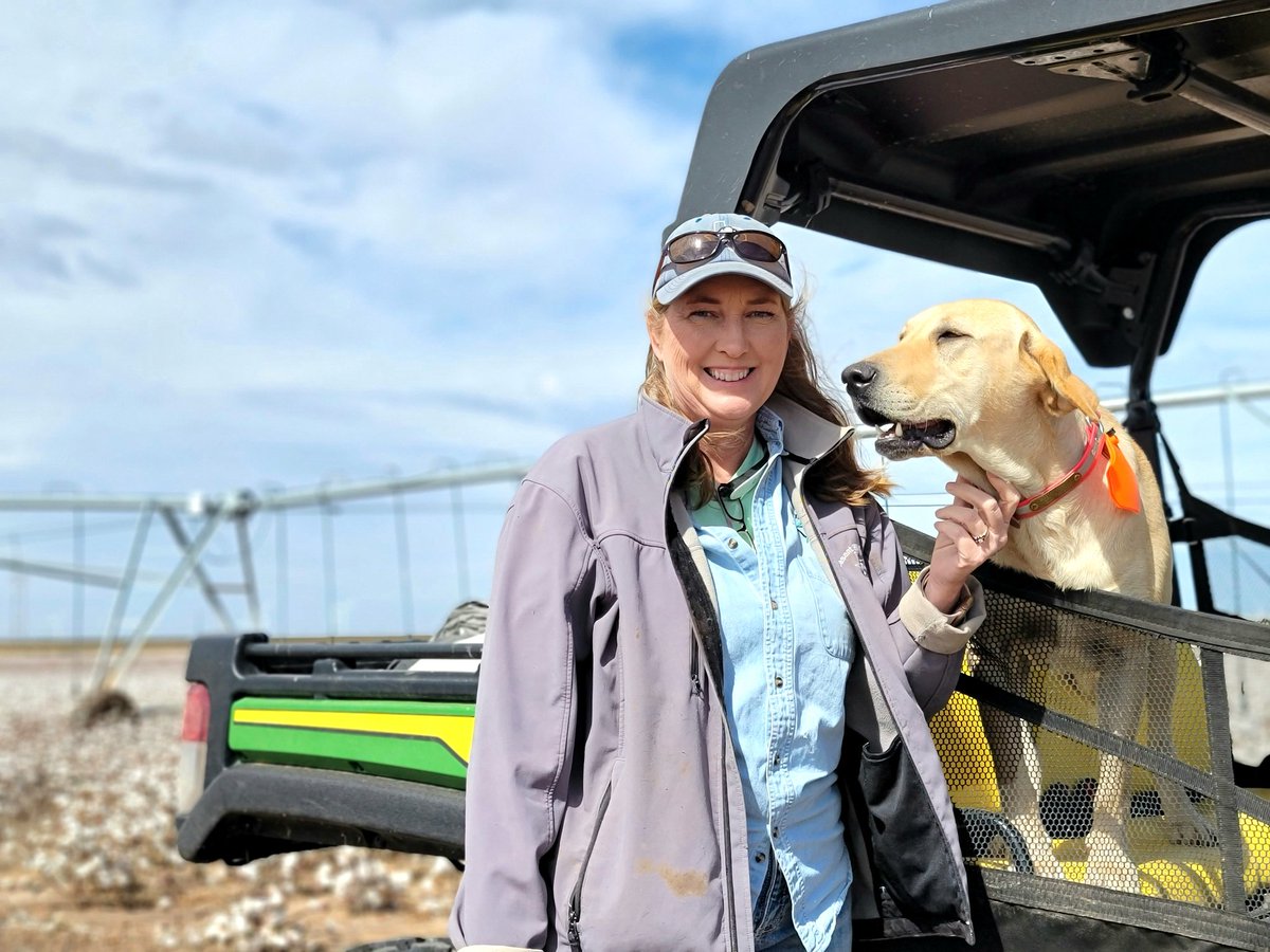 farmpress's tweet photo. Because nothing beats a farm dog! Meet 2-year-old Daisy and her owner Angela Arthur. @LDAMAX1 https://t.co/rQocHhg029