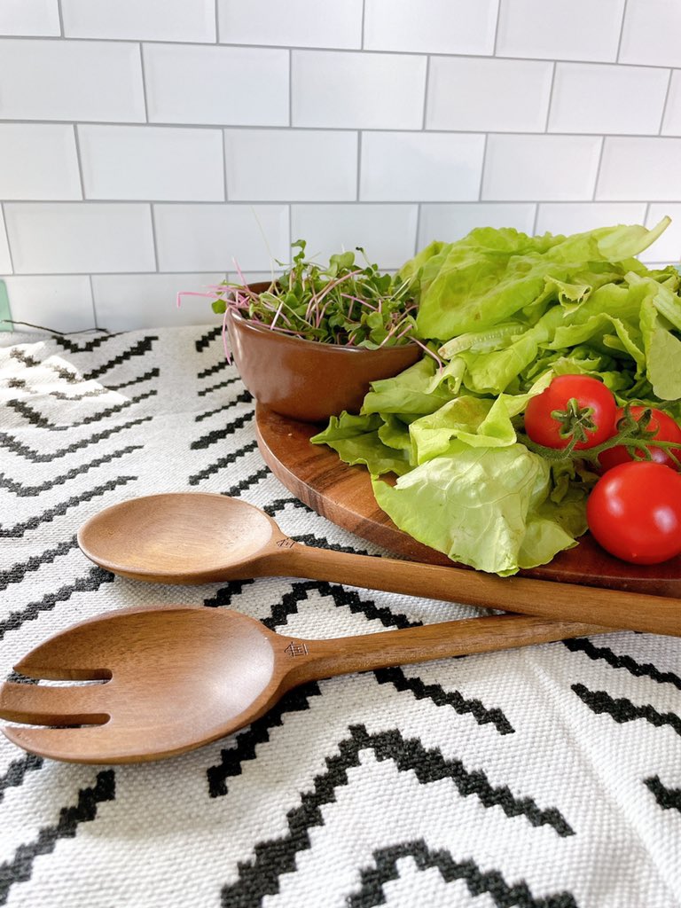 nebullam's tweet photo. Happy Monday everyone! 😍 #lettuce #freshfood #freedelivery #ultralocal #nebullam #amesiowa #buildinginpublic https://t.co/xXw6gOVaPz