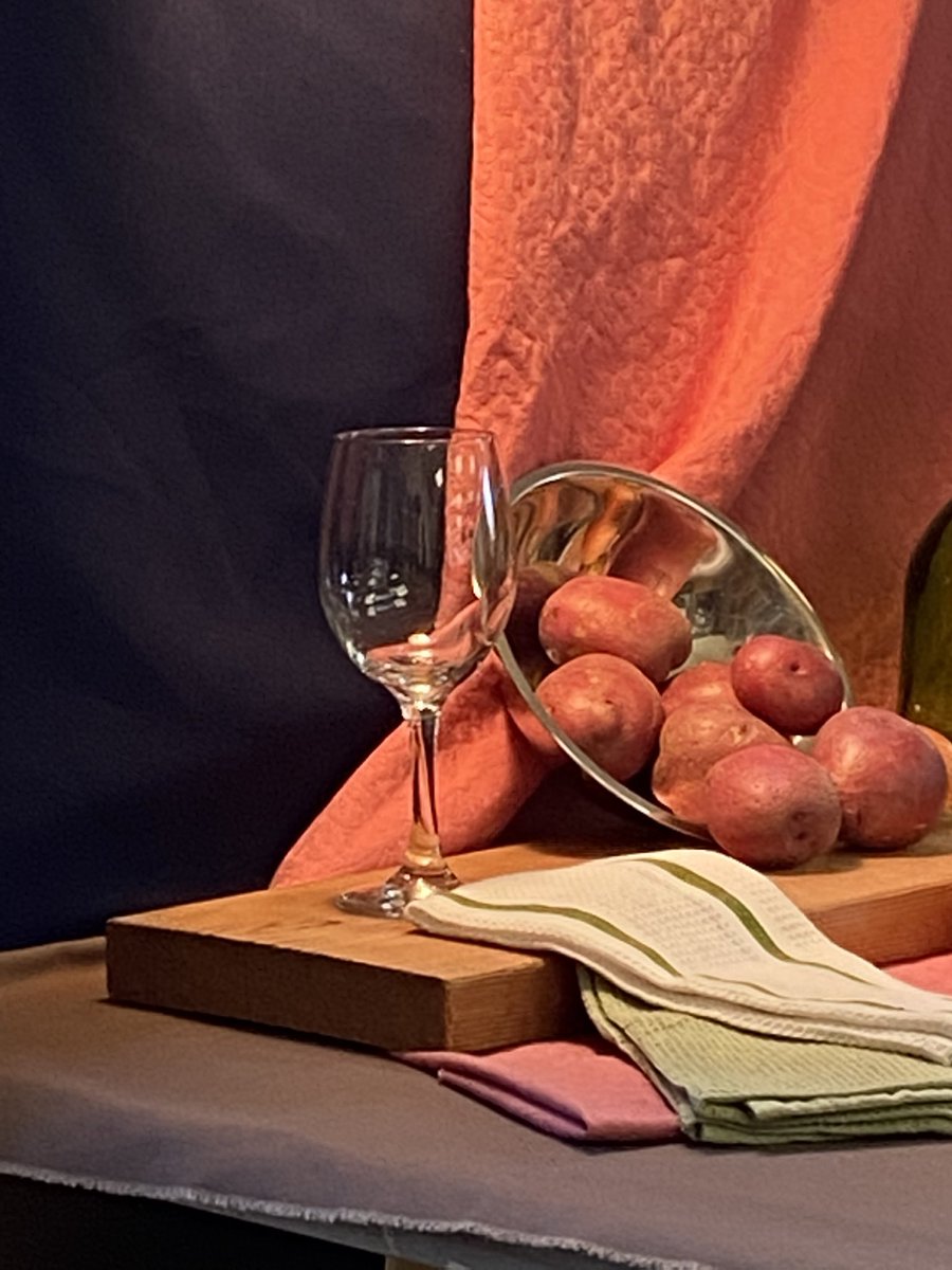 dniful's tweet image. me rn #art #stilllife