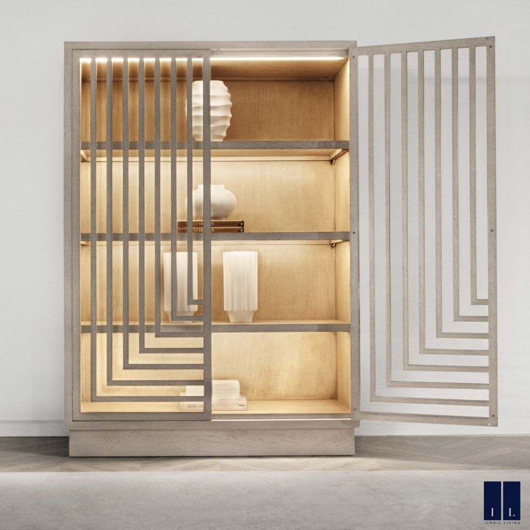 Iconiclivinginc's tweet photo. The Hobbs cabinet has interior lighting, allowing your decorations to shine!
#homeideas #interiordesign #decoration #home #decor #furniture #homedecor #modernliving #Torontosbest #oakvilleinteriordesign #Iconicliving #interiordesigntoronto #furniturestores #shopoakville #cabinet https://t.co/V4mGUVLBDS