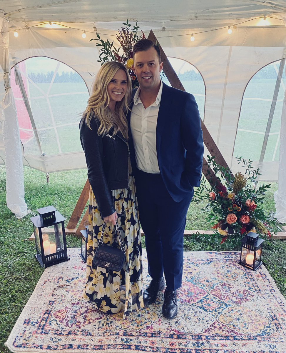 My brother got married this weekend! Congrats John and Meghan! 👰🏼‍♀️🤵🏻