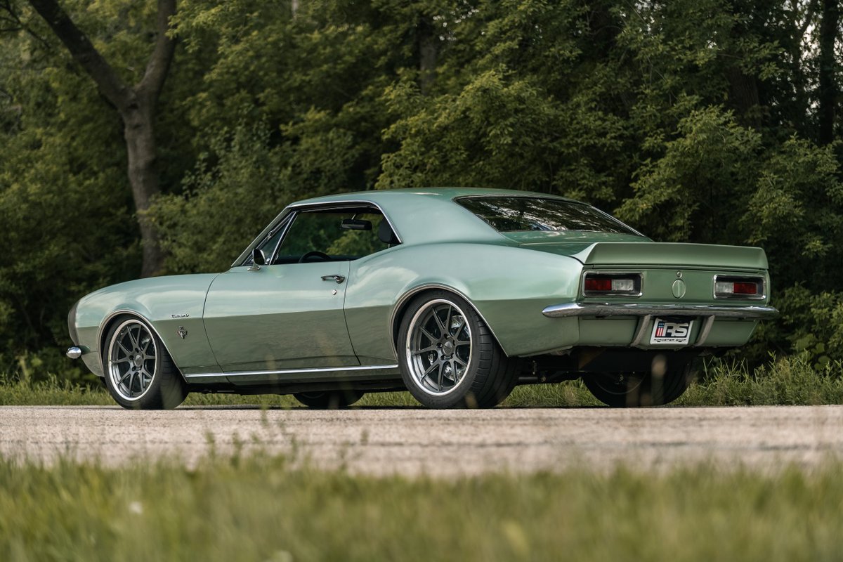 ForgelineWheels's tweet photo. Better, faster, stronger. James’ #protouring #Chevy #Camaro on #forgeline #GA3C is another amazing #survivorseries rebuild by @Roadster_Shop! https://t.co/s4HLQSfTYn https://t.co/9XwpybzPVw