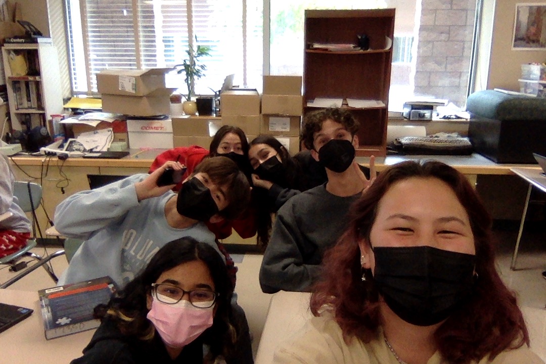 DrewM22CCA's tweet photo. long arm laptop selfie to start off econ. missing the ability to #livelaughgov but excited for this quarter!! #yassbilled #armanonlysitsacrossfromusnow #mrfullerton @CCACroft @CCALaMotte https://t.co/07LRsEOaEj