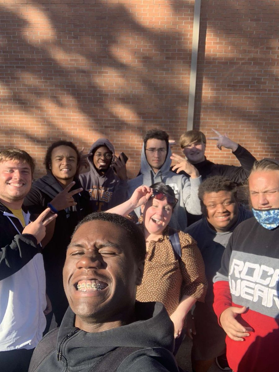 NateDavidson6's tweet photo. #inkwhatyouthink taking a groupie with a non faculty member #byeweekbattle https://t.co/7IEAArHLgX