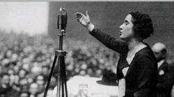 ramoncing84's tweet image. Ahora que están de moda los podcast, yo llevo meses disfrutando del archivo de ⁦@DocumentosRNE⁩ que tiene verdaderas joyas 💍
👉🏻 Historia del sufragio femenino: rtve.es/a/6120881/