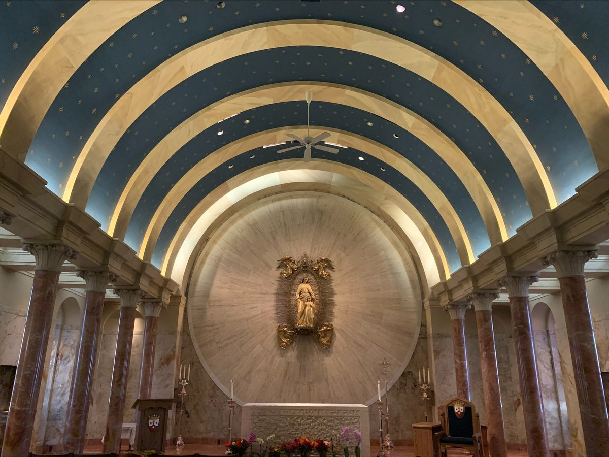 HolyCrossND's tweet photo. The fall break Marian Pilgrimage continues in Wisconsin. 
#fallbreak2021 https://t.co/6CL16Kaj0r