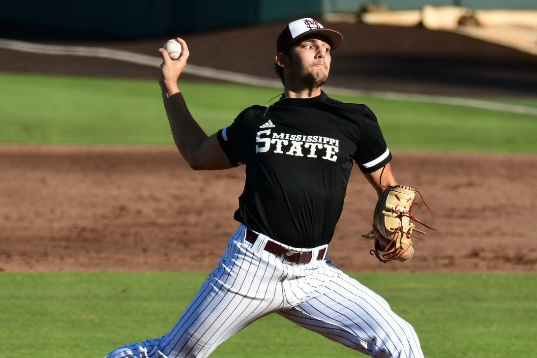 aaronfitt's tweet photo. Parker Stinnett is dealing for @HailStateBB: 7 K thru 3.1 hitless innings of relief. Locating and working downhill from a high slot at 91-93, but his signature pitch is a vicious wipeout slider at 81-83, and he's really got it biting today. Expect him to take on a bigger role. https://t.co/wlaKoWNLRV